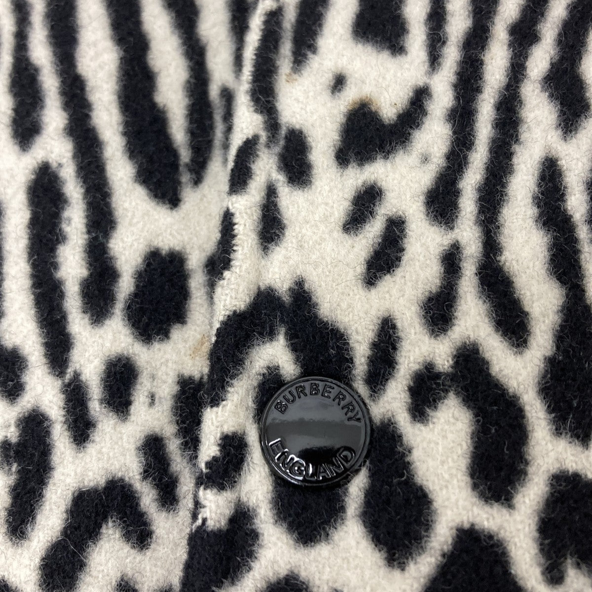 BURBERRY レオパードスタジャン 古着・中古-7枚目のアイテム画像