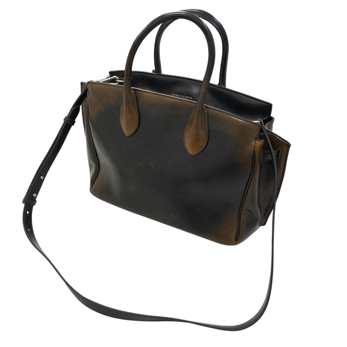 CHARLES ＆ KEITH ラージジネブラトートバッグ 古着・中古-1枚目のアイテム画像