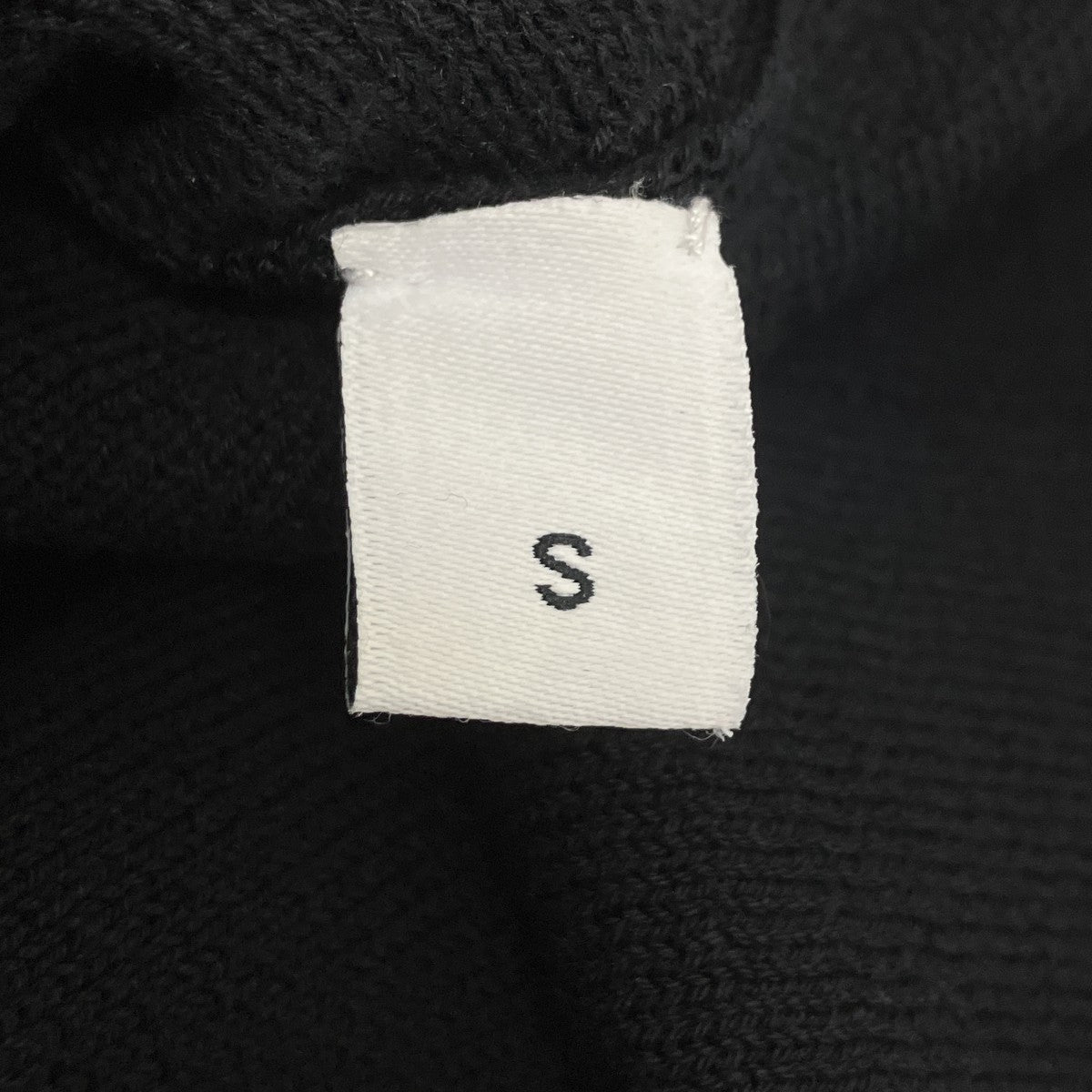 GIVENCHY スターエンボスクルーネックニット 古着・中古-7枚目のアイテム画像