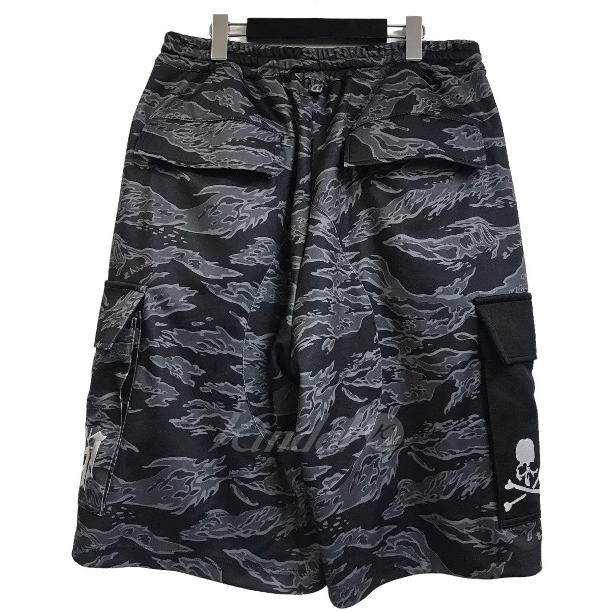 mastermind japan(マスターマインドジャパン フェノメノン) 「BLK TIGER CAMO SHORTS」スウェットハーフパンツ