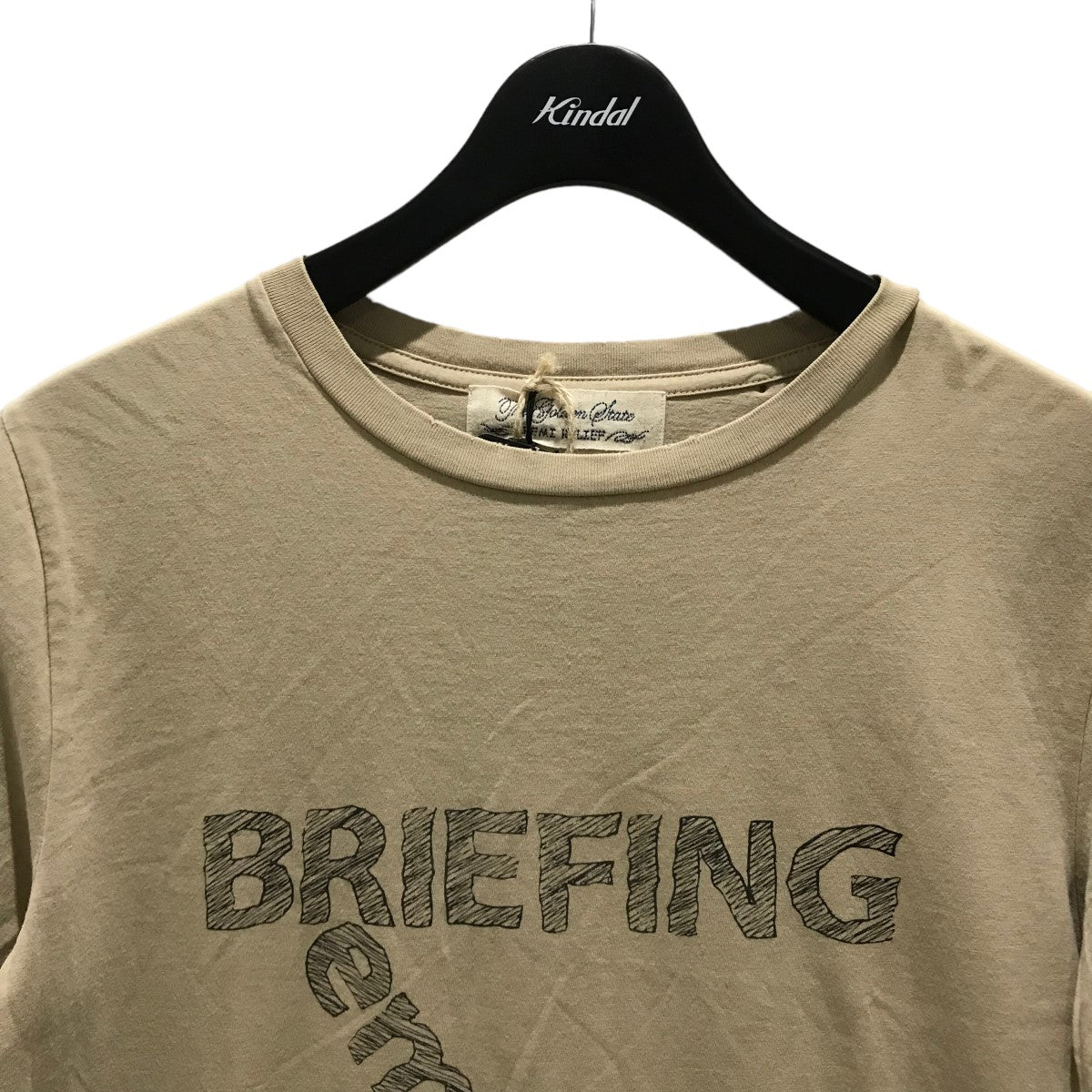 REMI RELIEF×BRIEFING プリントTシャツ ベージュ サイズ 14｜【公式】カインドオルオンライン  ブランド古着・中古通販【kindal】