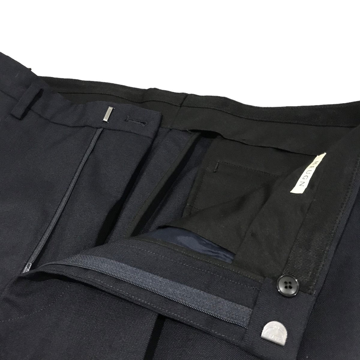 HEUGN(ユーゲン) 23SSGEORGE ウールギャバジン2PLEATED TROUSERS 2プリーツパンツ ネイビー サイズ  4｜【公式】カインドオルオンライン ブランド古着・中古通販【kindal】