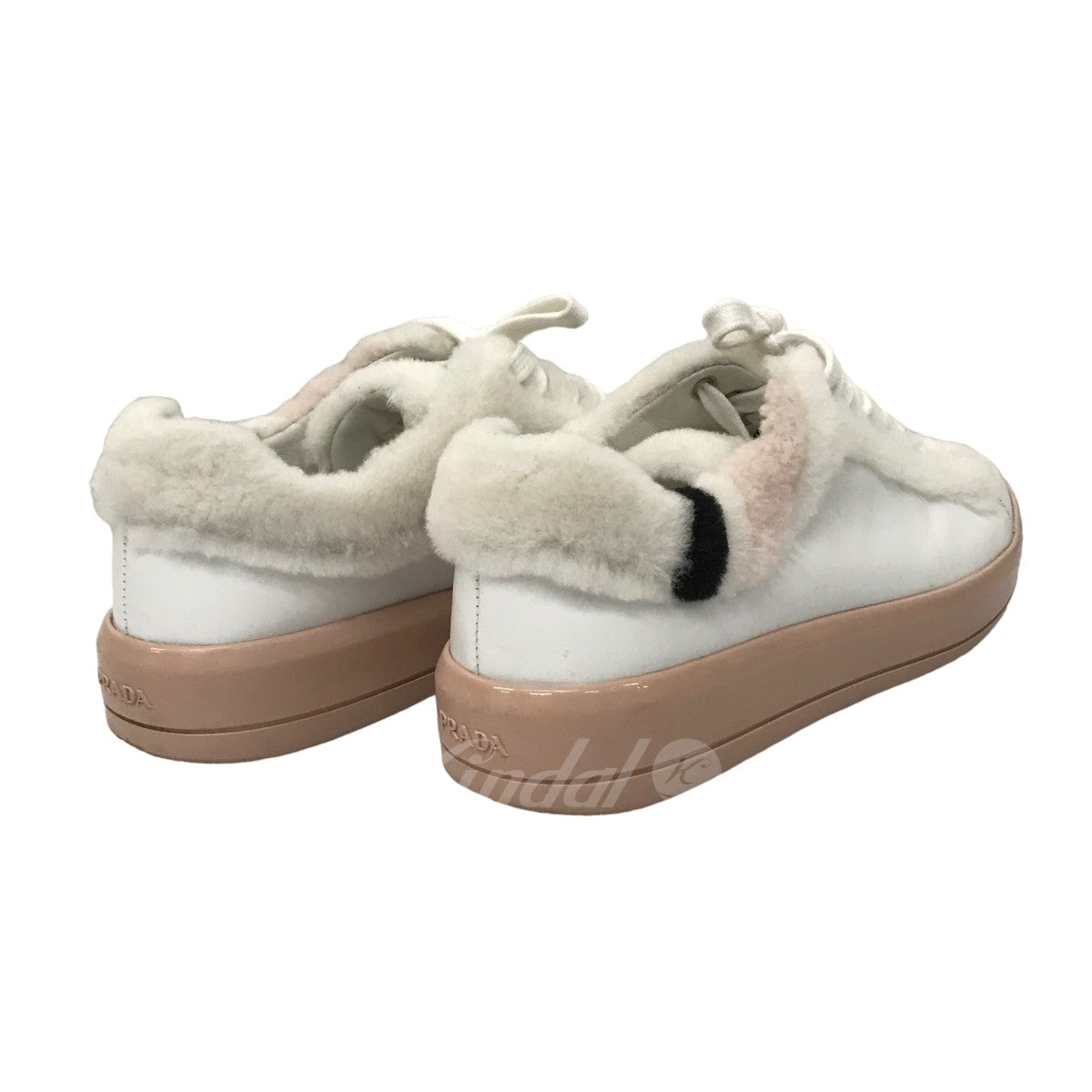PRADA シアリングファーレザースニーカー 1E777H の古着・中古アイテム