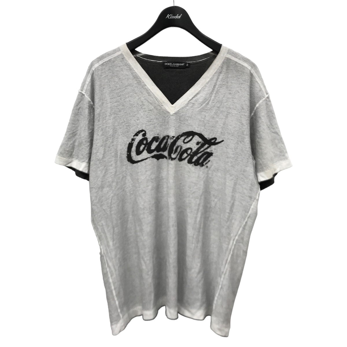 セブンイレブン 冬ギフト 2024 DOLCE＆GABBANA×Coca Cola インサイドアウト VネックTシャツ トップス