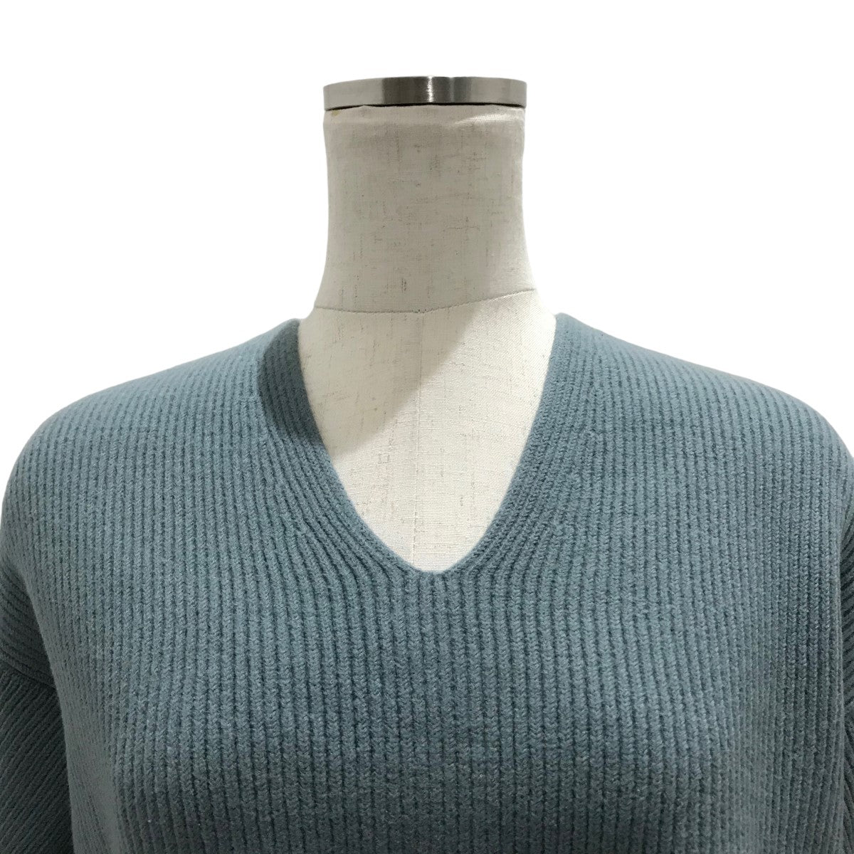 AURALEE(オーラリー) SUPER FINE WOOL RIB KNIT V NECK P OVネックリブニット