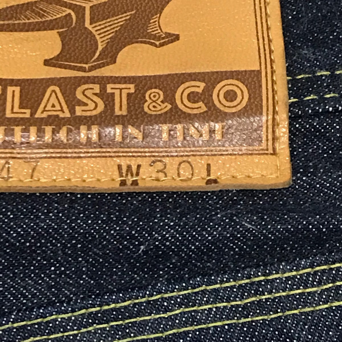 LOT 147 ストレートデニムパンツ
