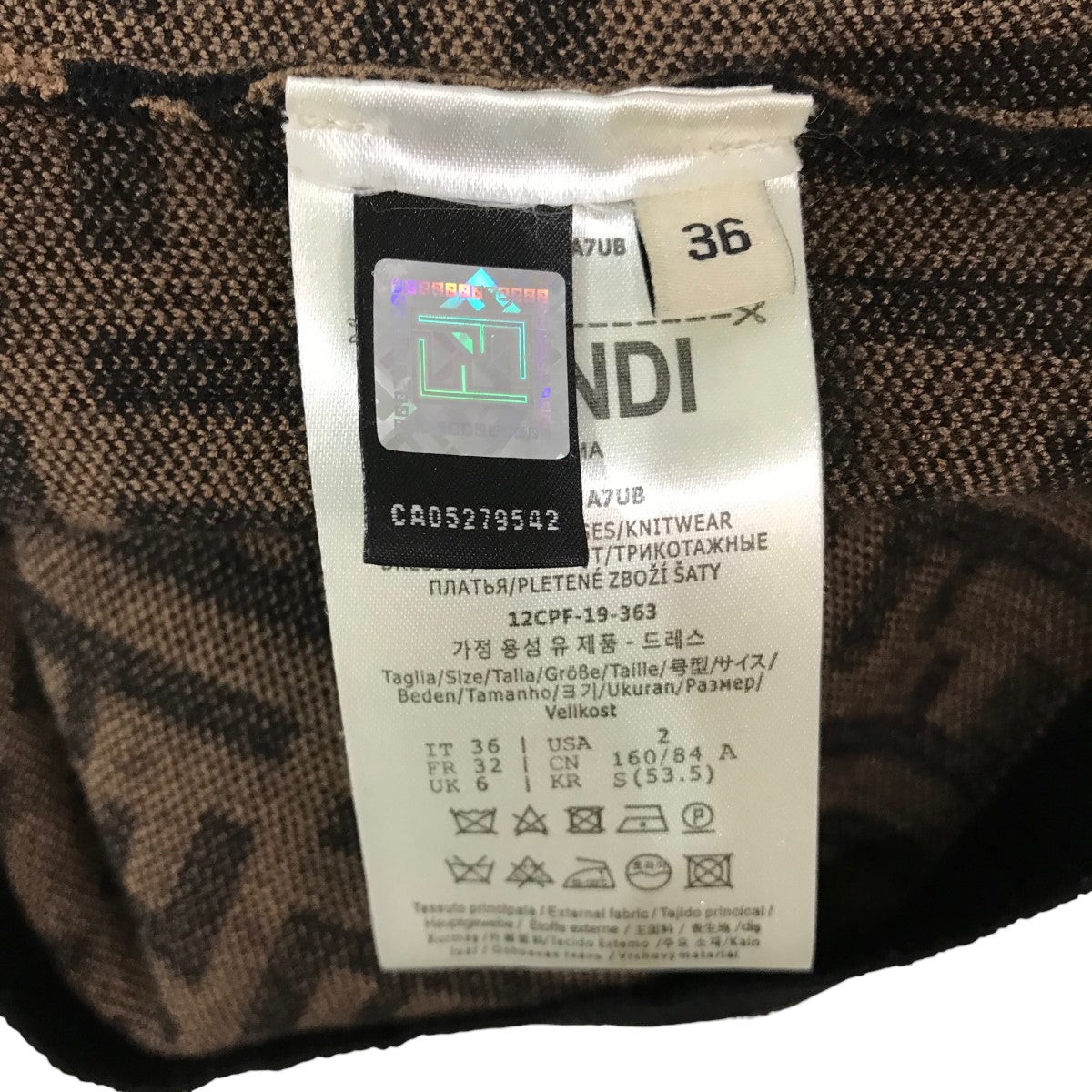 ズッカ総柄ワンピースFZD765 A7UB