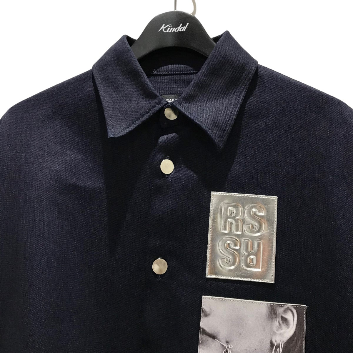 RAF SIMONS(ラフシモンズ) BIG FIT DENIM SHIRT with TWO PATCHESツーパッチオーバーサイズデニムシャツ191-248  191-248 インディゴ サイズ M｜【公式】カインドオルオンライン ブランド古着・中古通販【kindal】