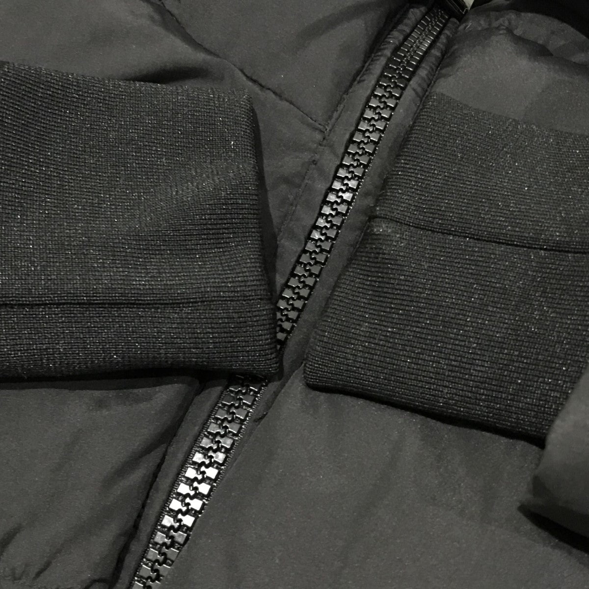 DIESEL(ディーゼル) W-PEYT-SHORTダウンジャケットA10578 A10578