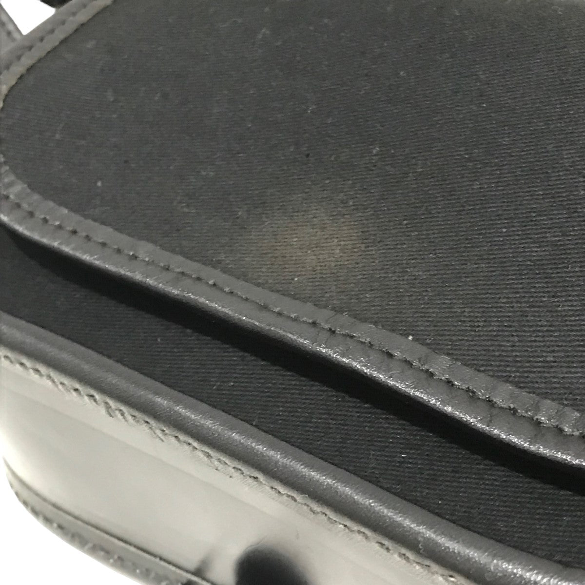 オーラリーのSHOULDER BAG SMALL BLACK ショルダーバッグ S22BP02BRです。 AURALEE×Brady EDEN バッグ 古着・中古アイテム