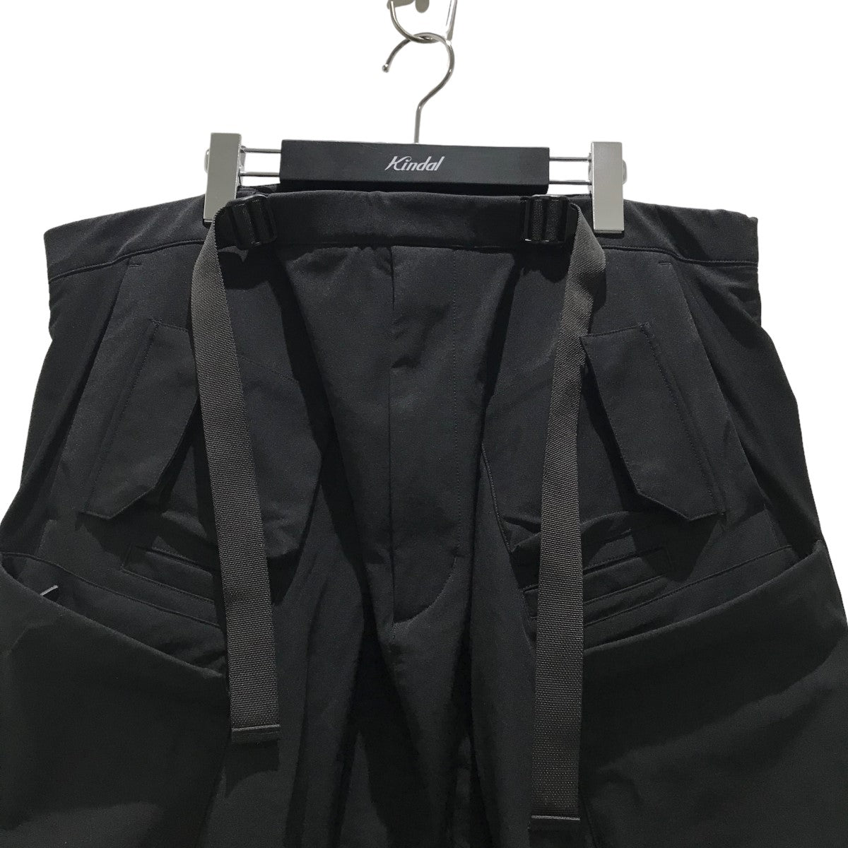アクロニウムのカーゴパンツ P30A-DS SCHOELLER DRYSKIN UNTRAWIDE CARGO TROUSERです。 ACRONYM ボトムス 古着・中古アイテム