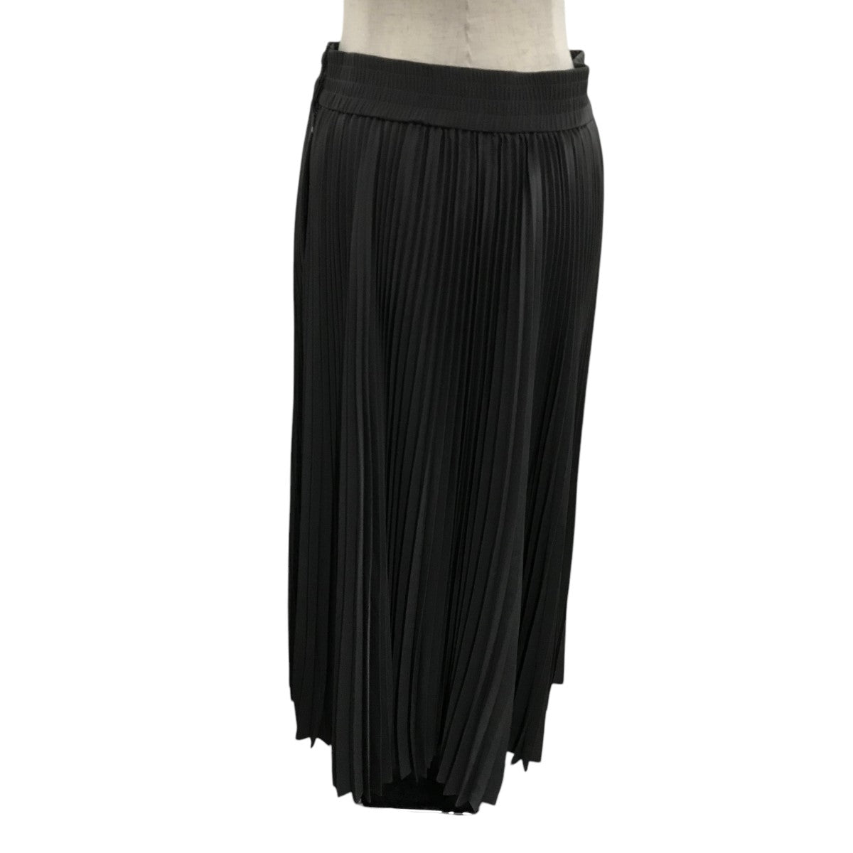 2 HYKE TAFFETA PLEATED SKIRT プリーツスカート 黒 2 HYKE TAFFETA PLEATED SKIRT プリーツスカート 黒