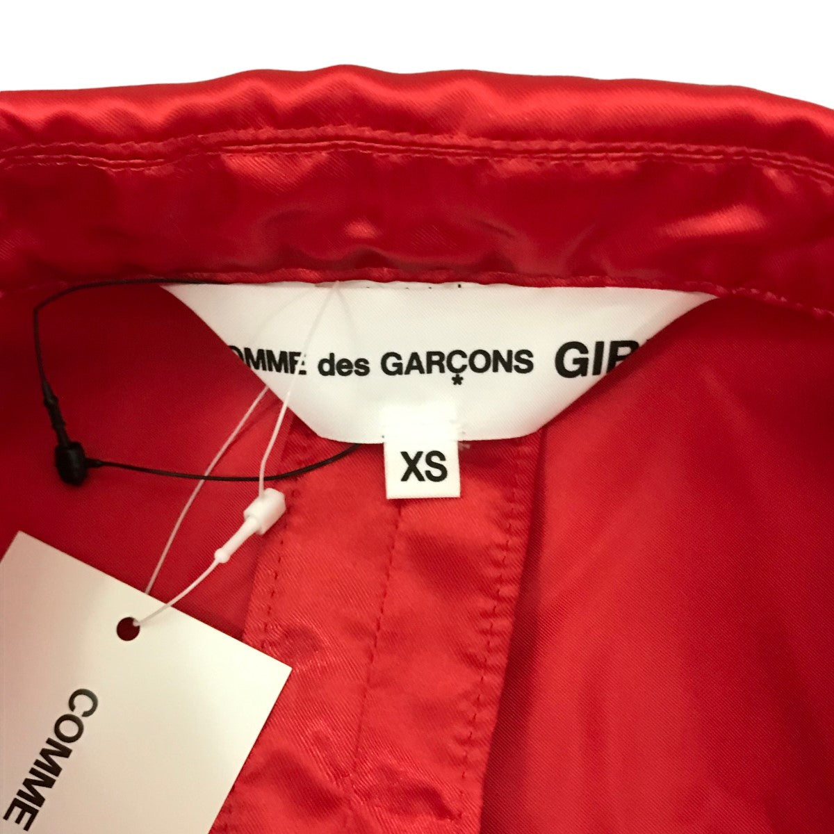 COMME des GARCONS GIRL(コムデギャルソンガール) 24SSフリルデザインラウンドカラージャケットNM-J007 NM-J007  レッド×ホワイト サイズ XS｜【公式】カインドオルオンライン ブランド古着・中古通販【kindal】