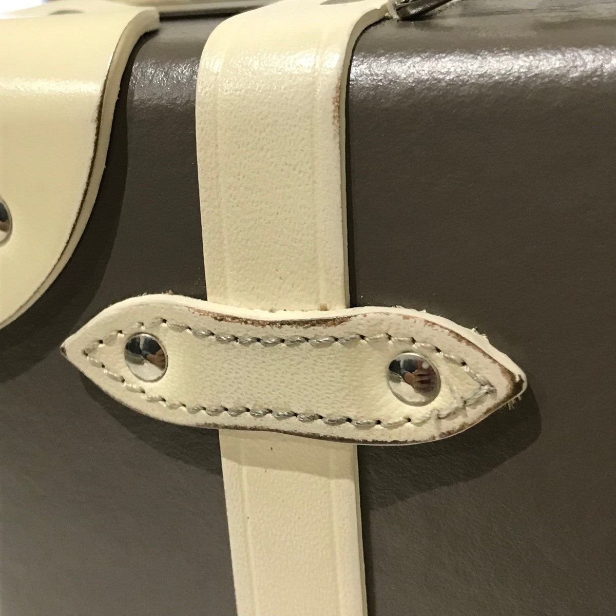 GLOBE-TROTTER(グローブトロッター) ショルダーバッグ GLOBE-TROTTER(グローブトロッター) ショルダーバッグ