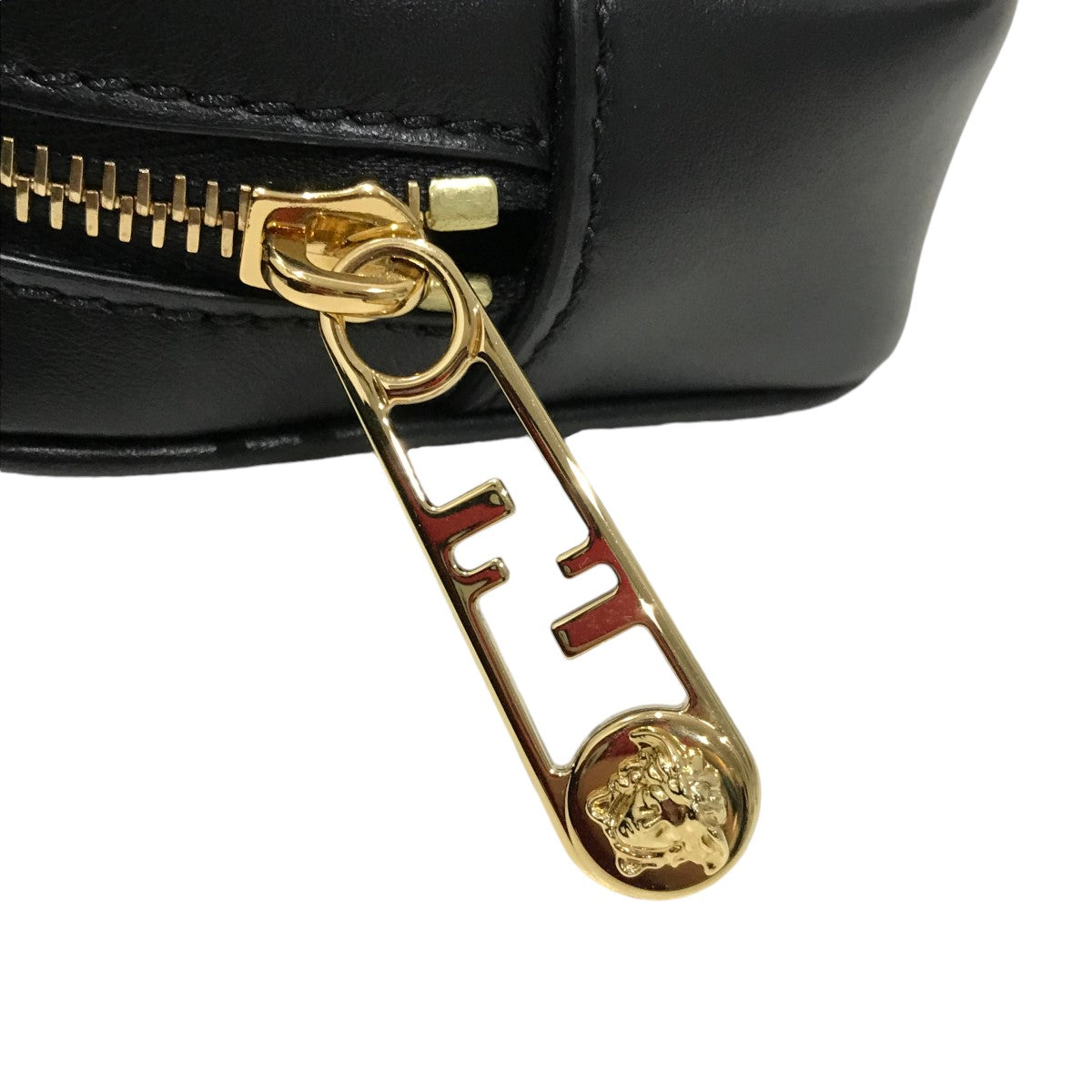 FENDACEショルダーバッグ1006611