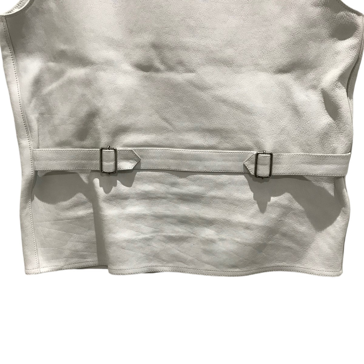 PRADA(プラダ) カーフスキンベルテッドプルオーバーベストUPC194