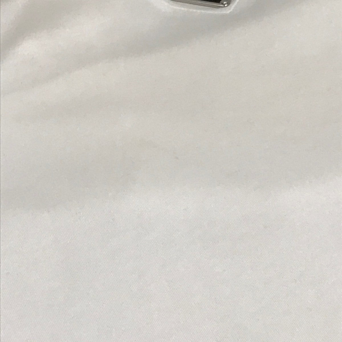 PRADA(プラダ) ロゴプレートTシャツUJN861 UJN861 ホワイト