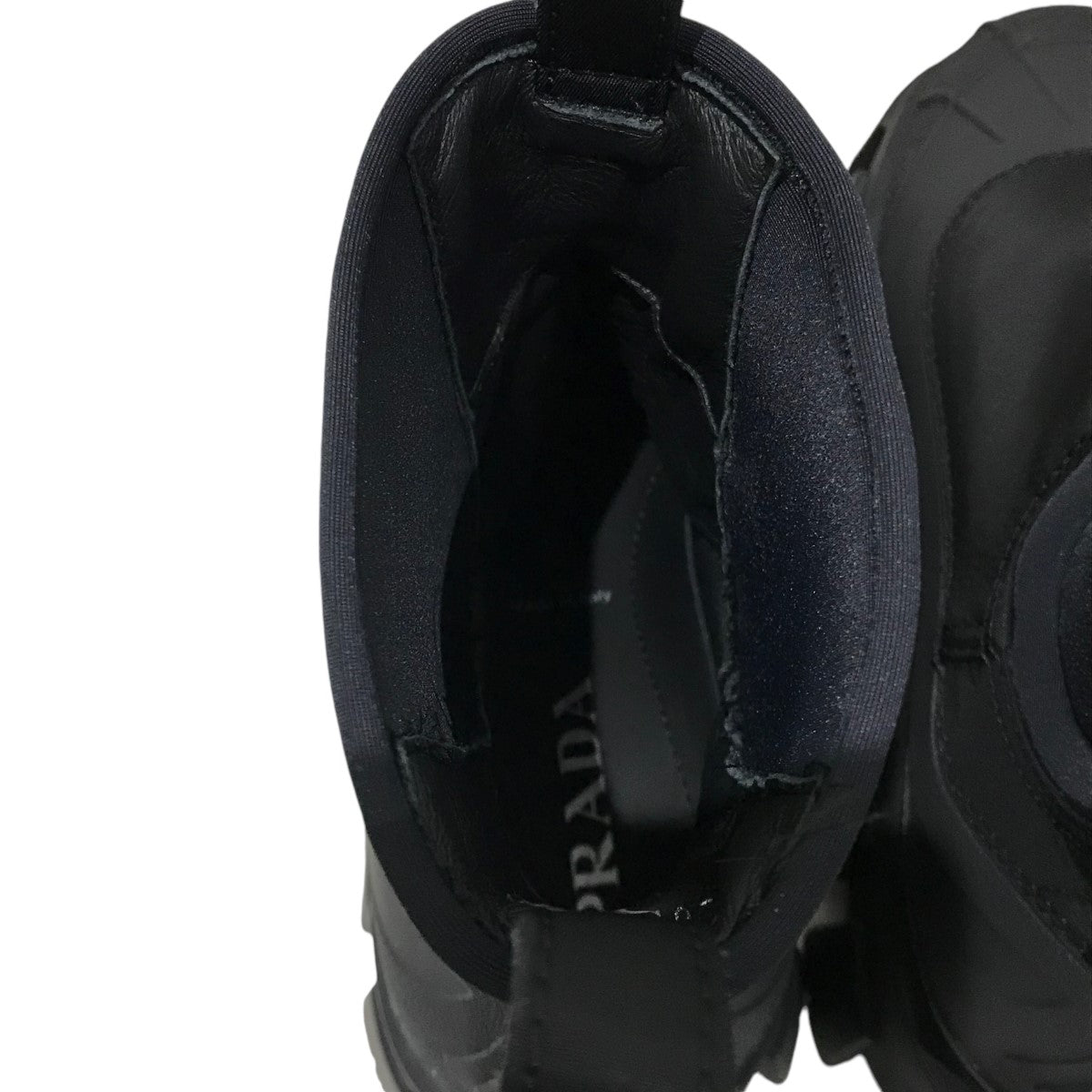 Prada モノリス Re-Nylon ギャバジン ブーツ PRADA(プラダ) モノリス Re-Nylon ギャバジン ブーツ2UE029 2UE029