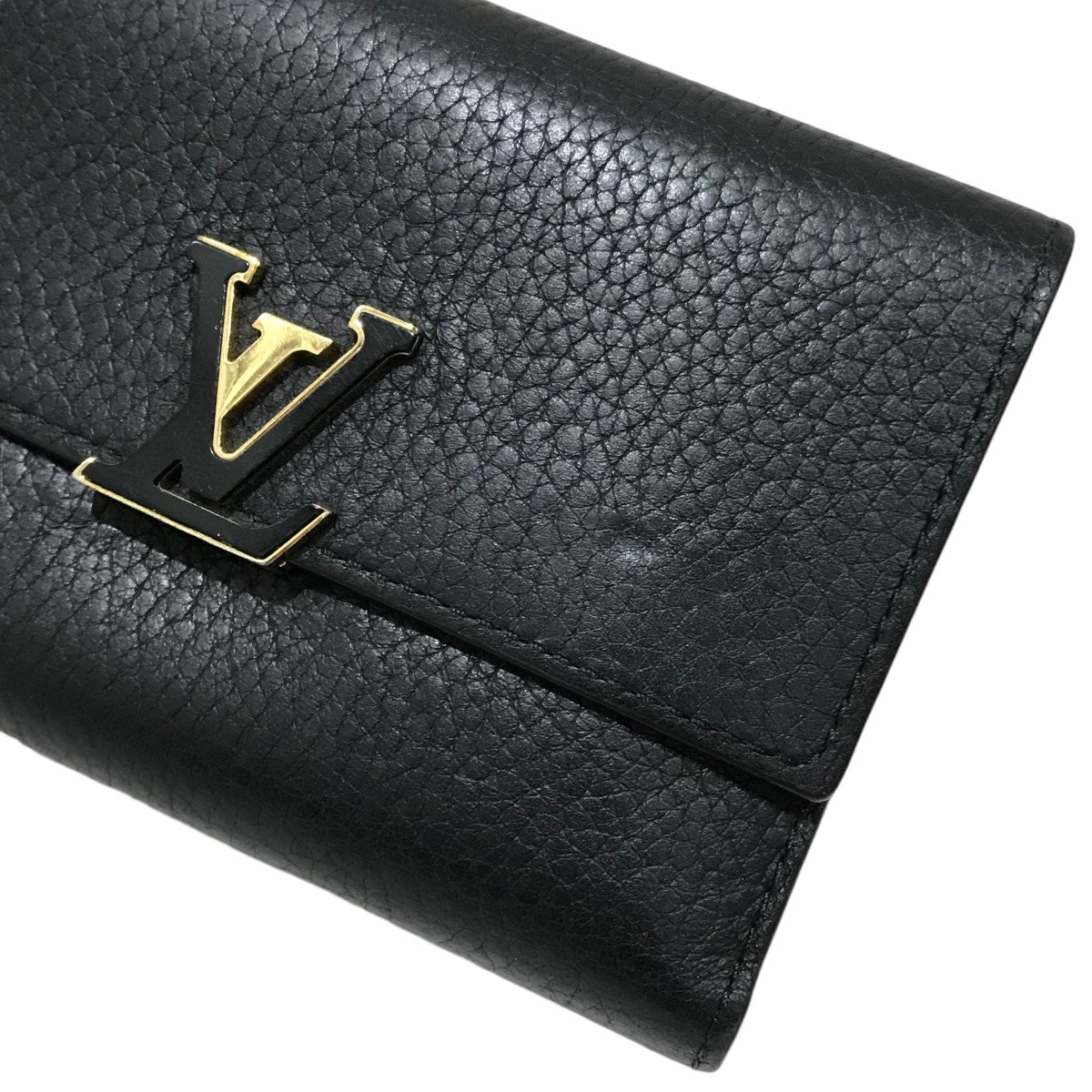 LOUIS VUITTON(ルイヴィトン) ポルトフォイユ・カプシーヌコンパクト二つ折り財布M62157