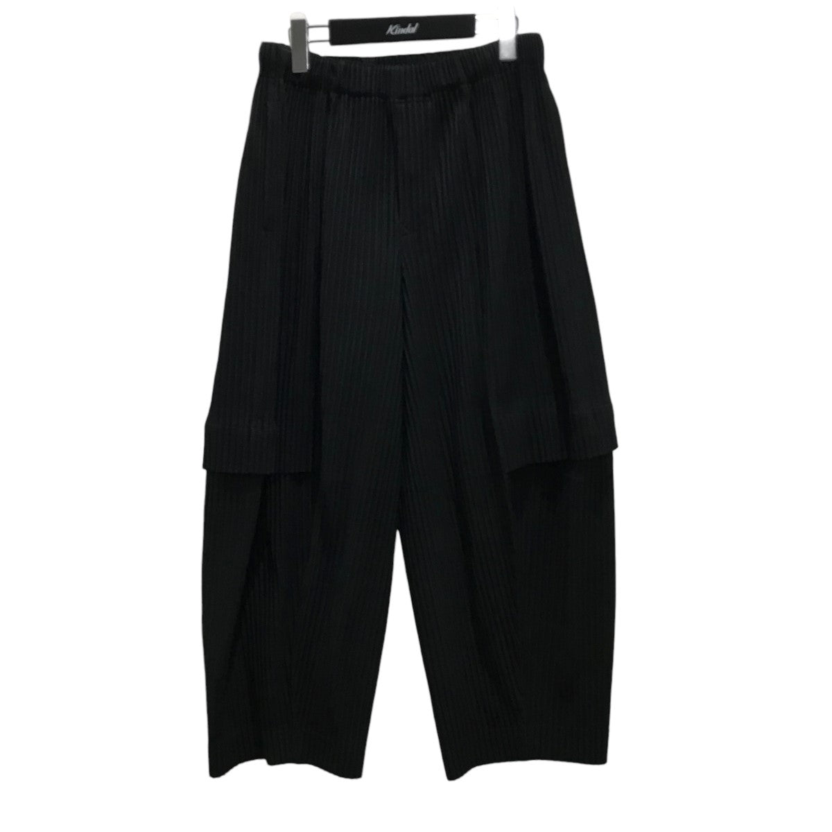 イッセイミヤケオムプリッセの23SS CARGO PANTS プリーツカーゴパンツ HP31JF175です。 HOMME PLISSE ISSEY MIYAKE ボトムス 古着・中古アイテム