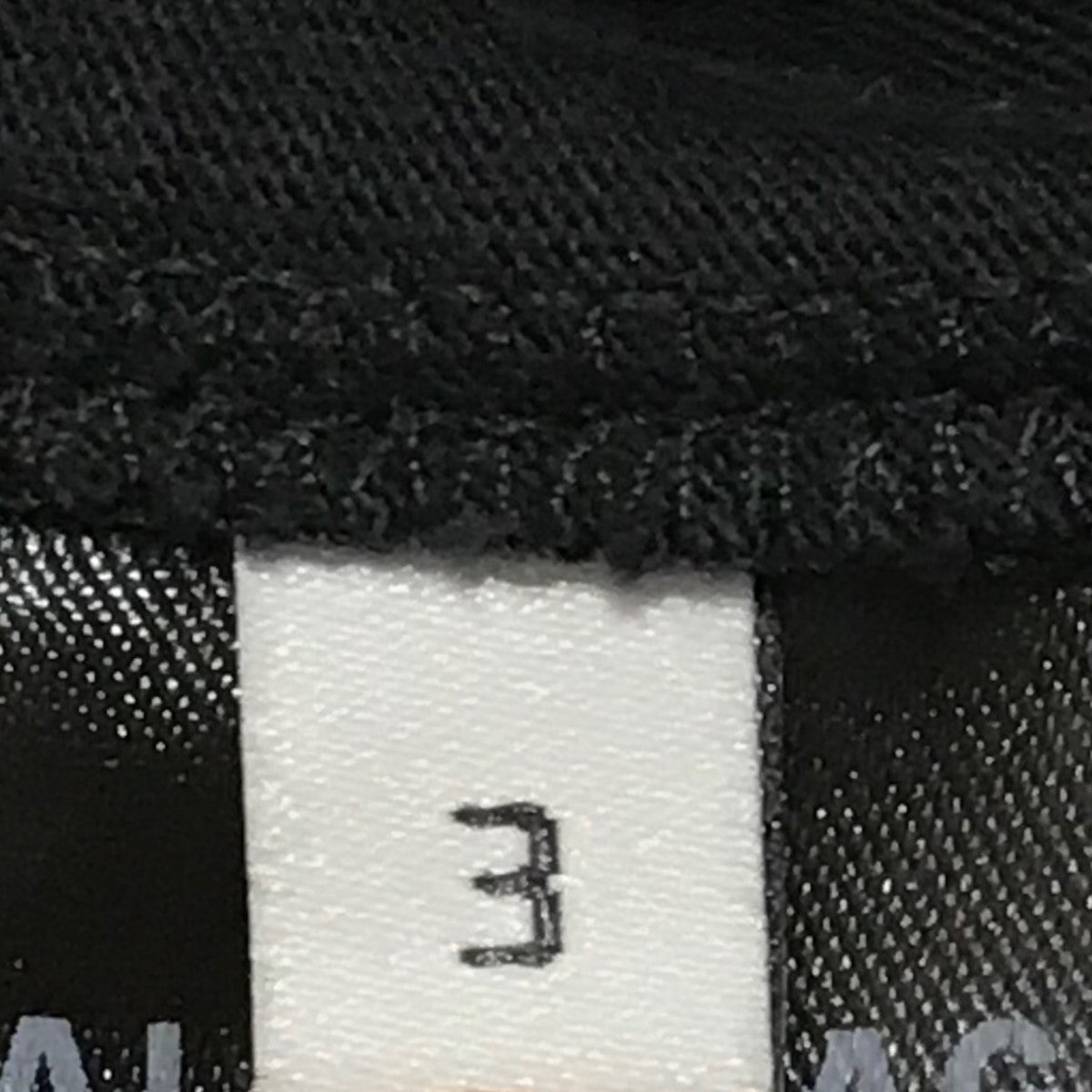 バレンシアガのGINZA STORE ヴィンテージ加工タワープリント半袖Tシャツ 787349 TQV75です。 BALENCIAGA 古着・中古 トップス アイテム