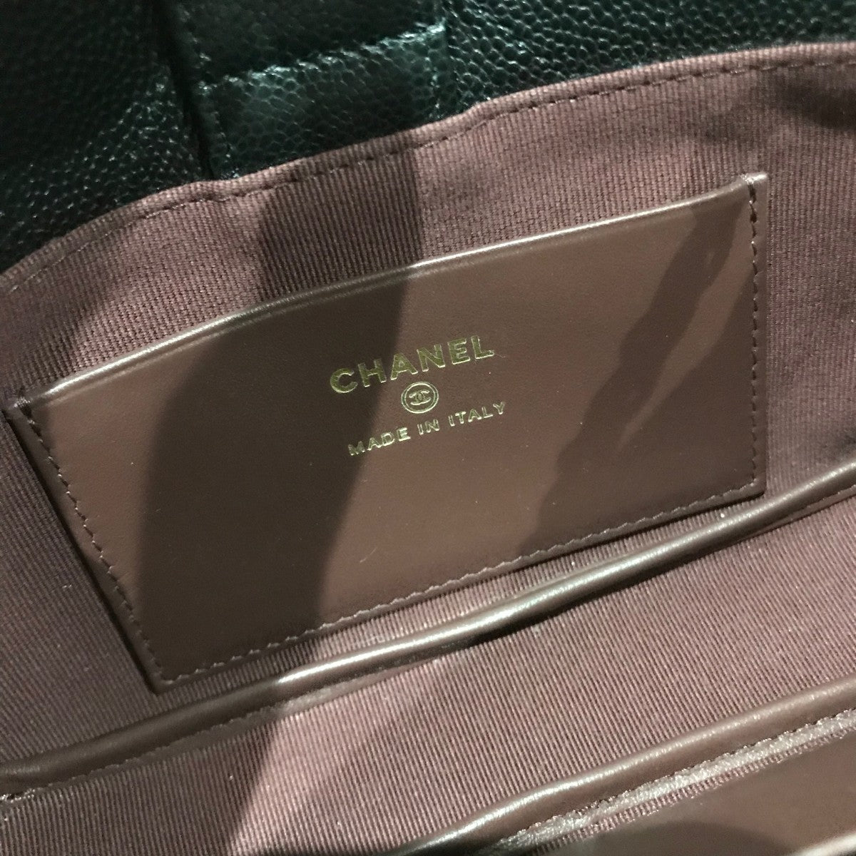 CHANEL(シャネル) 25Cチェーンクラッチ - ブラック｜【公式