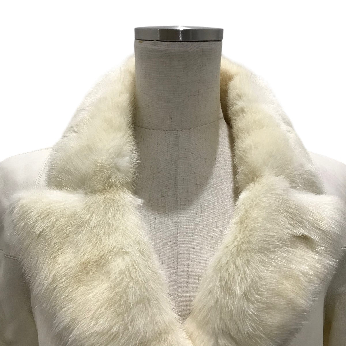 FENDI(フェンディ) レザーコート ホワイト サイズ 42｜【公式
