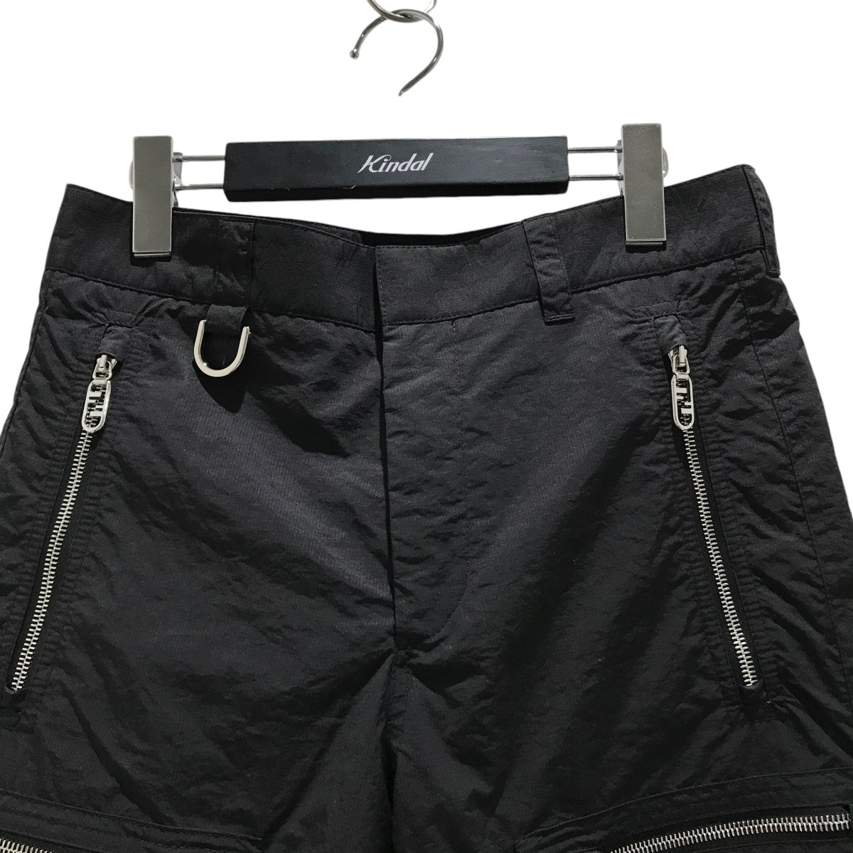 FENDI(フェンディ) ナイロンFロゴジップカーゴパンツ12CPF-22-3130 