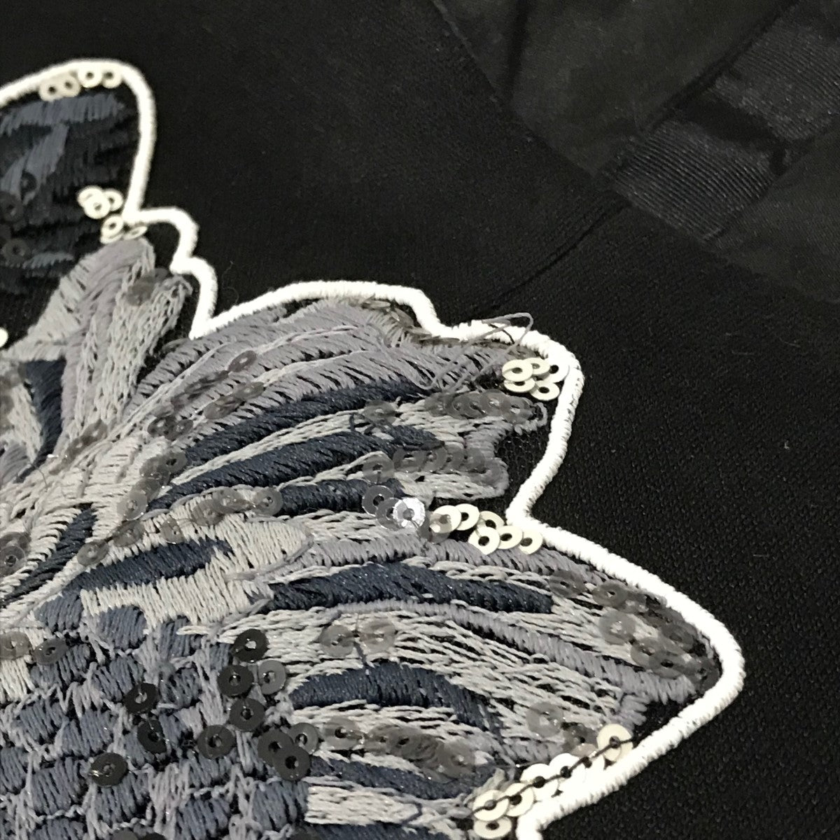 LOUIS VUITTON(ルイヴィトン) 刺繍スパンコールワンピースRW172B DVW