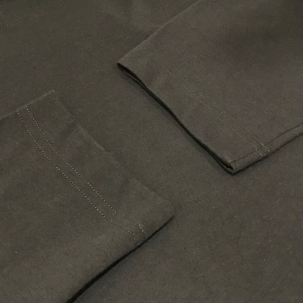 BURBERRY(バーバリー) 【panelled cotton sweatshirt】パネル