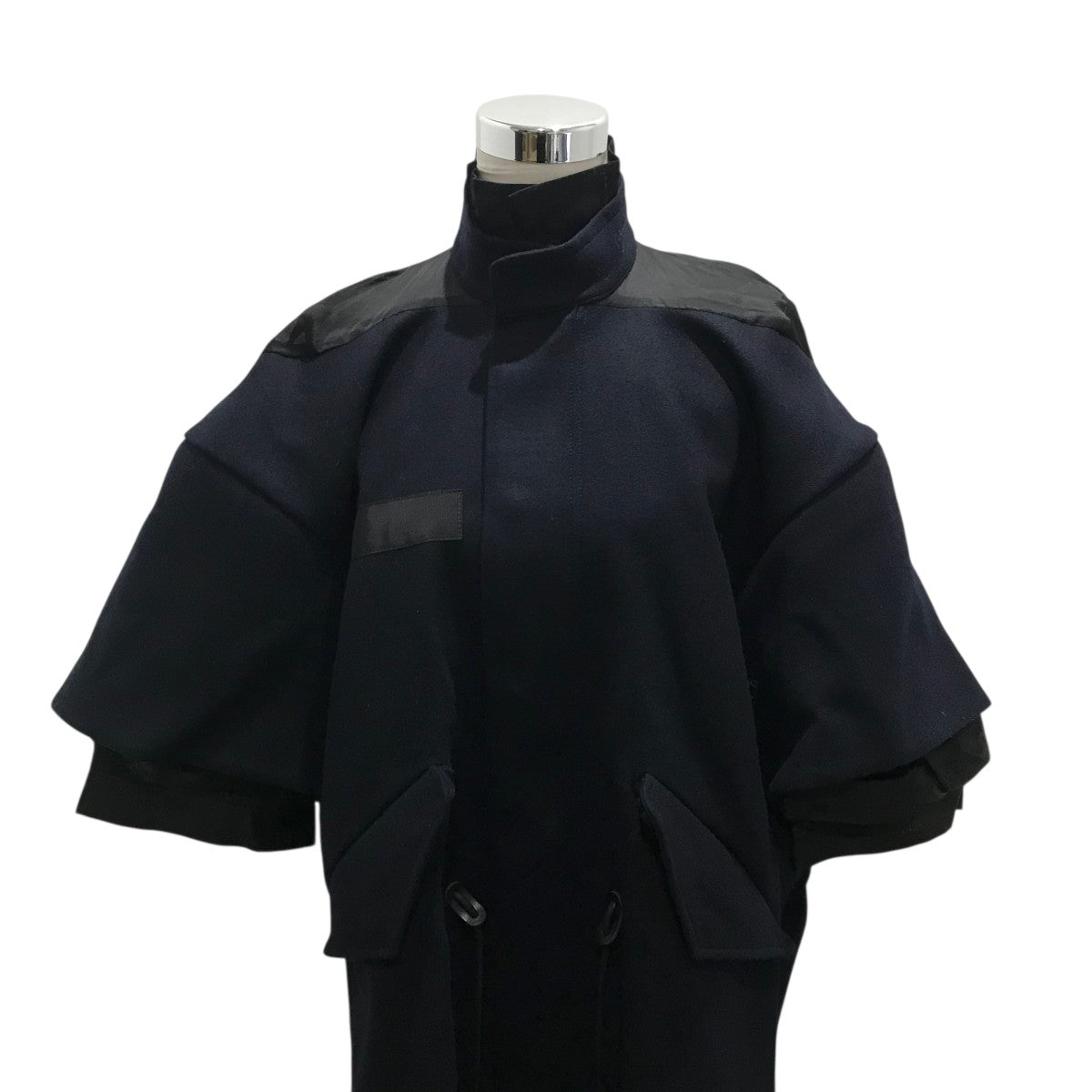 美品！Sacai プリーツジレ sacai 美品☆Sacai サカイ 22年製 22-06114 Silk Satin Mix