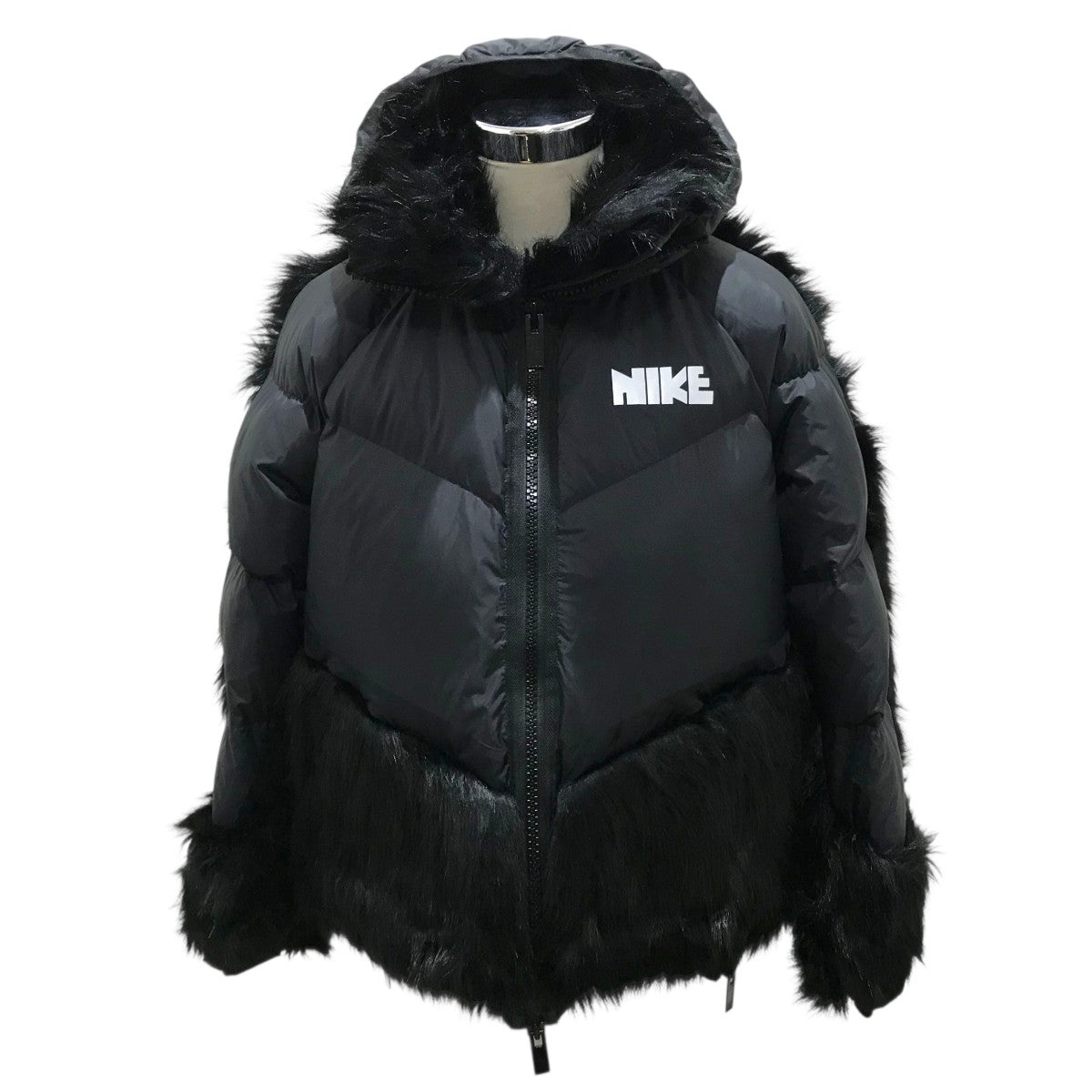 sacai×NIKE ファー切替ダウンジャケットCT3267-010 古着・中古-1枚目のアイテム画像