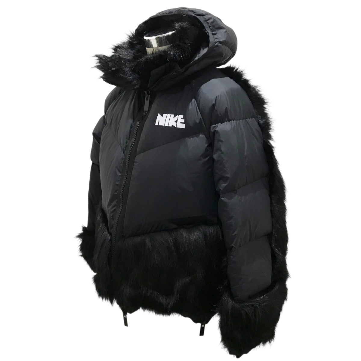 sacai×NIKE ファー切替ダウンジャケットCT3267-010 CT3267-010