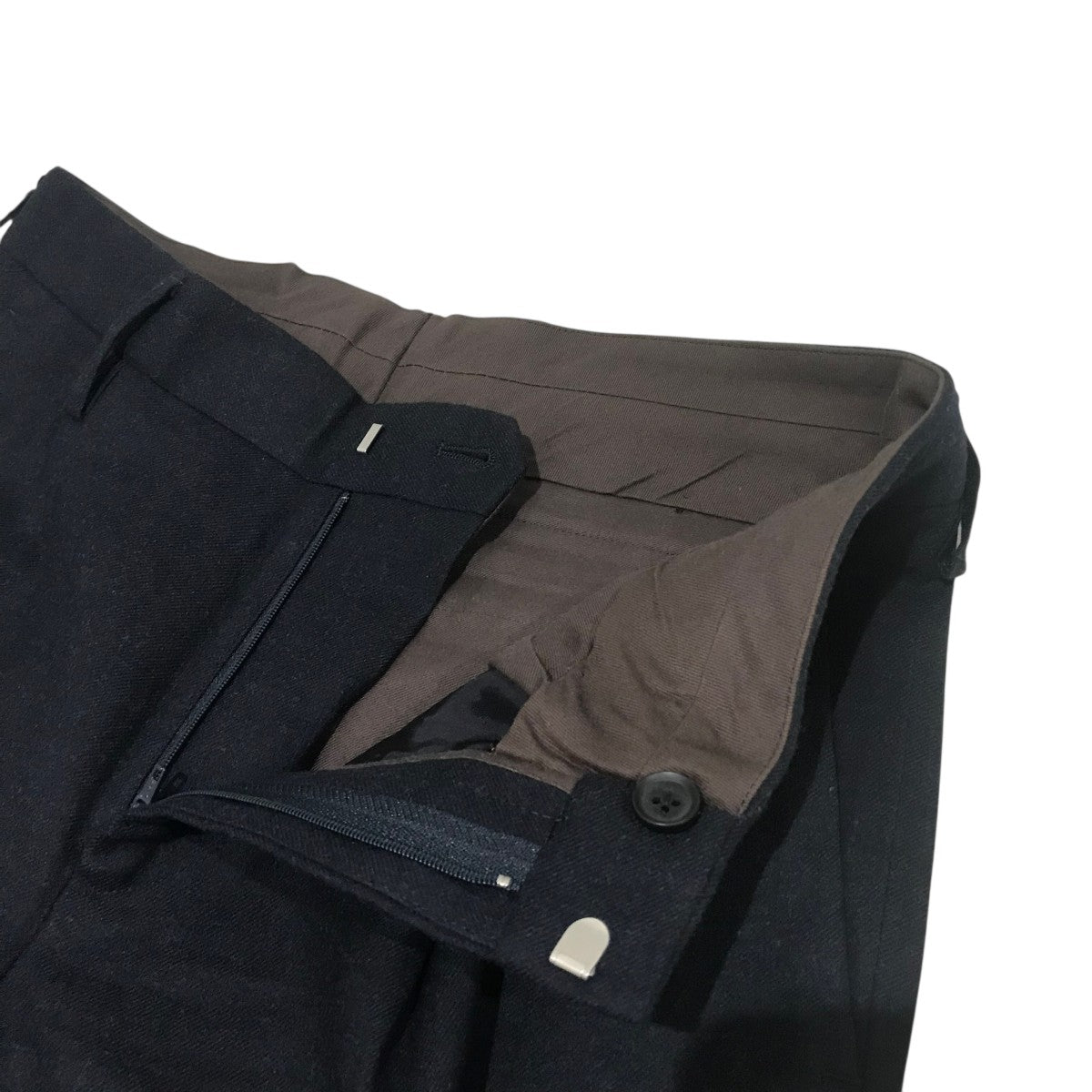 kolor カラー 20SS ウールトロ2タックスラックス　1 kolor カラー 20SS ウールトロ2タックスラックス 1 - メルカリ