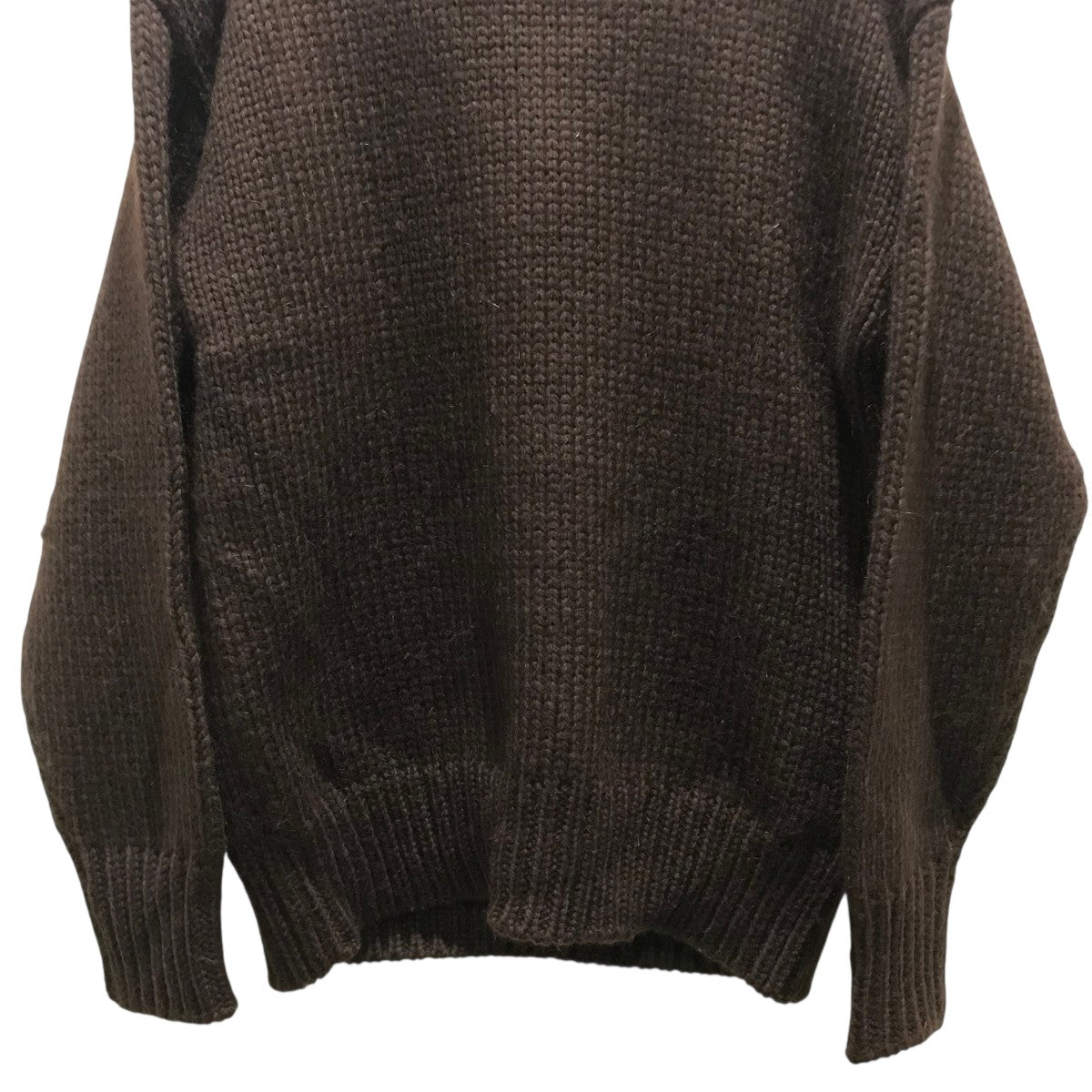 JILSANDER ジルサンダー カシミヤ混ローゲージニットセーター ジル サンダーらしいヒネリの効いたシルエットを楽しむ──特集