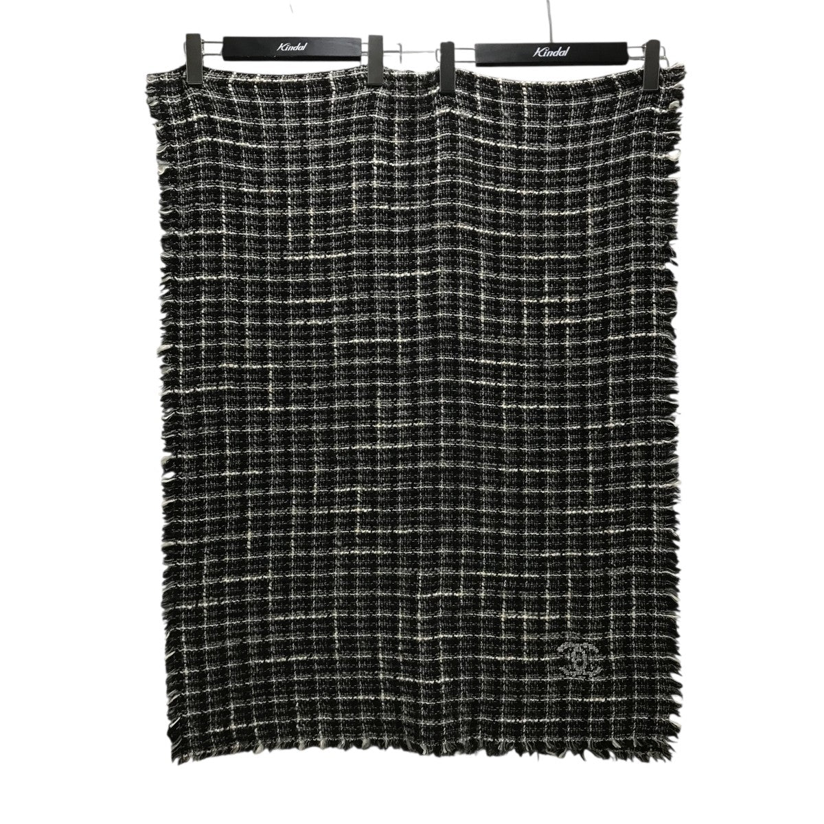 【未使用】CHANEL ツイードワッペン カシミヤストール 24B【CHANEL】ワッペン カジュアル カレッジスタイル マフラー
