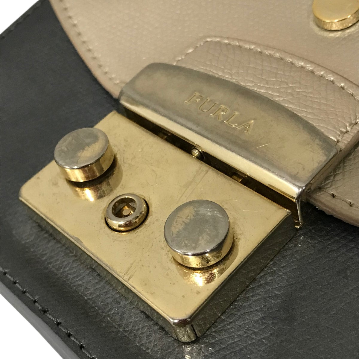 チェーンバッグ