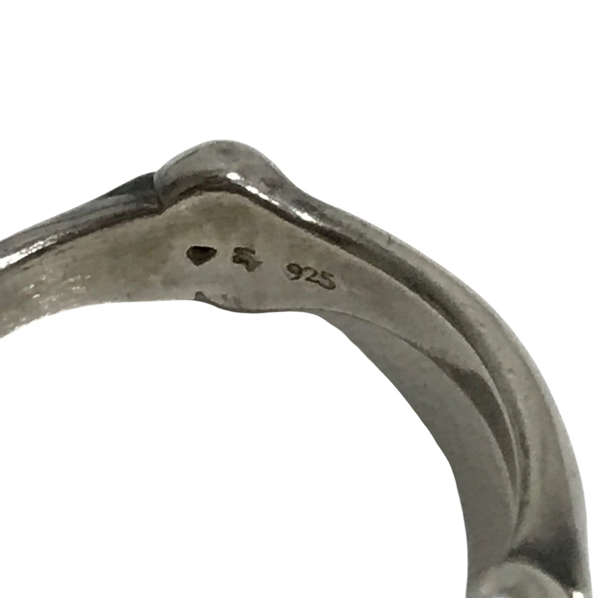 【bone shaped band ring． 】ボーンシェイプバンドリング