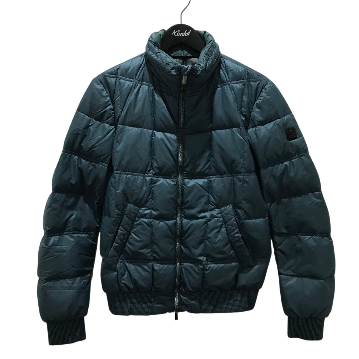 FENDI ダウンジャケットFW0439 古着・中古-1枚目のアイテム画像
