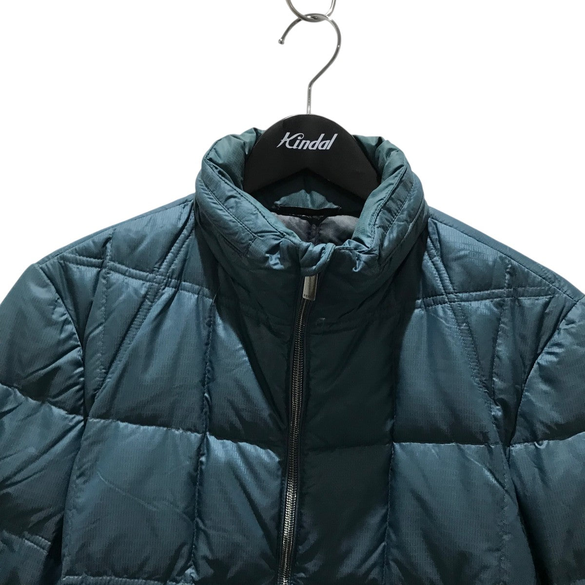 FENDI ダウンジャケットFW0439 古着・中古-3枚目のアイテム画像