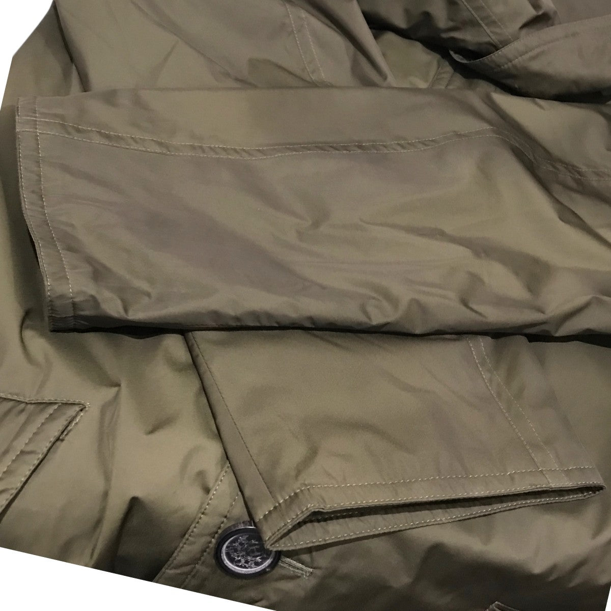 HERMES(エルメス) 中綿コート カーキ サイズ 48｜【公式】カインドオル