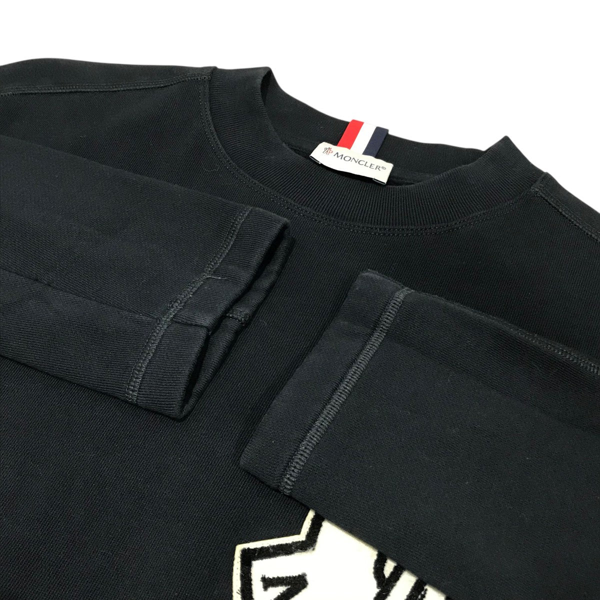 MONCLER(モンクレール) 【MAGLIA GIROCOLLO 】ワッペンスウェット
