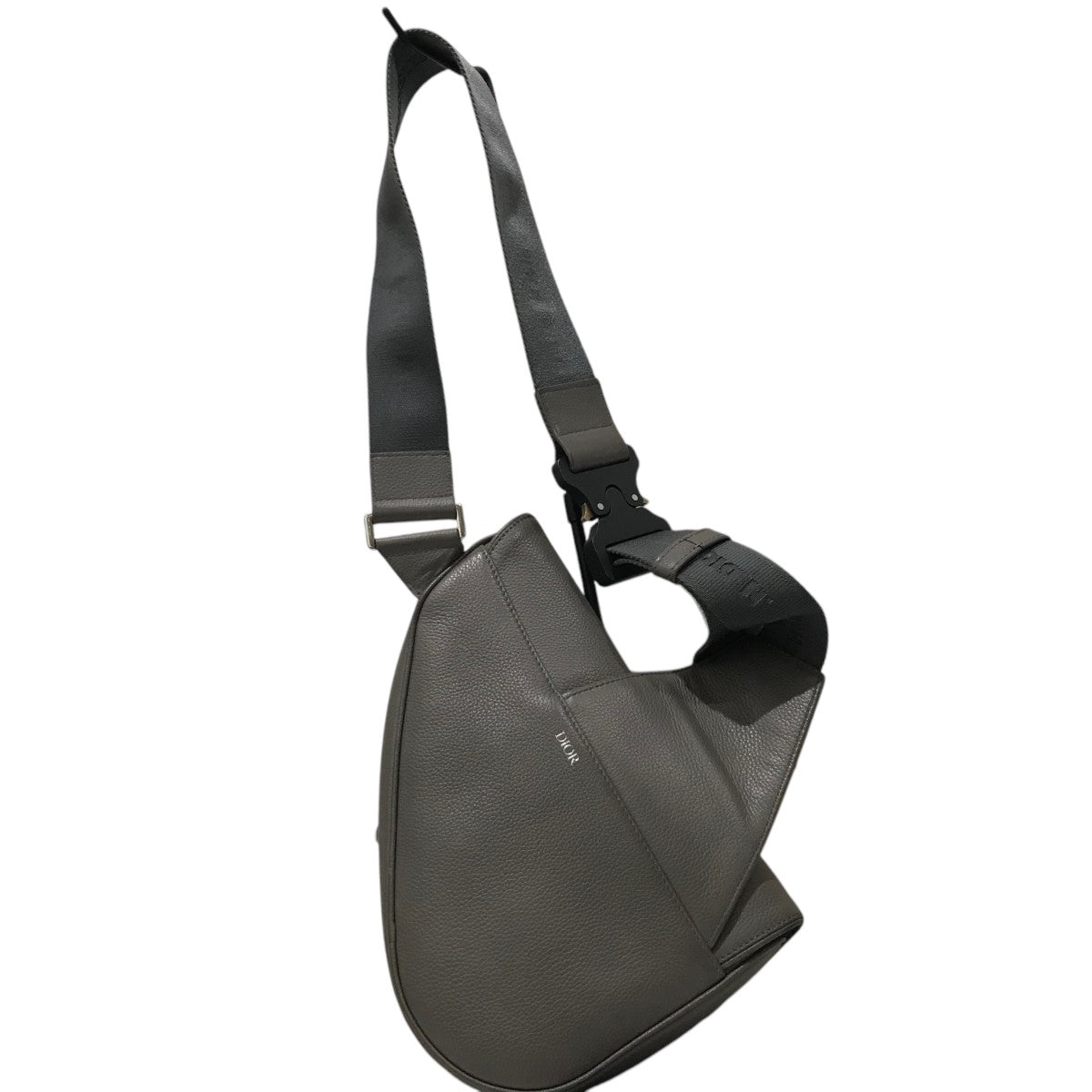 レザーサドルバッグ