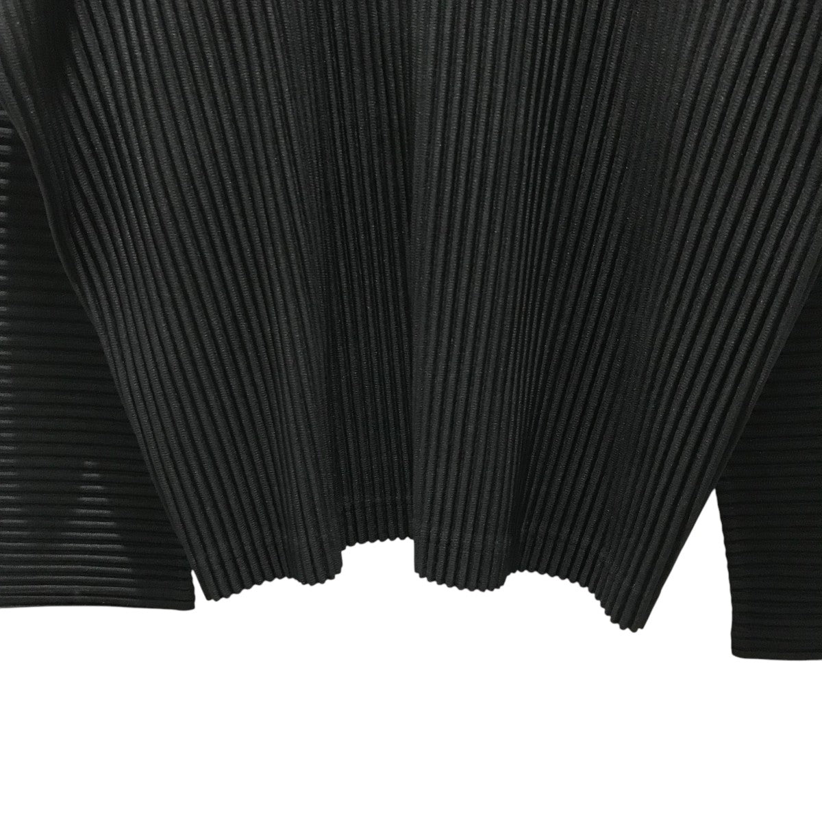 HOMME PLISSÉ ISSEY MIYAKE – ISSEY MIYAKE EU