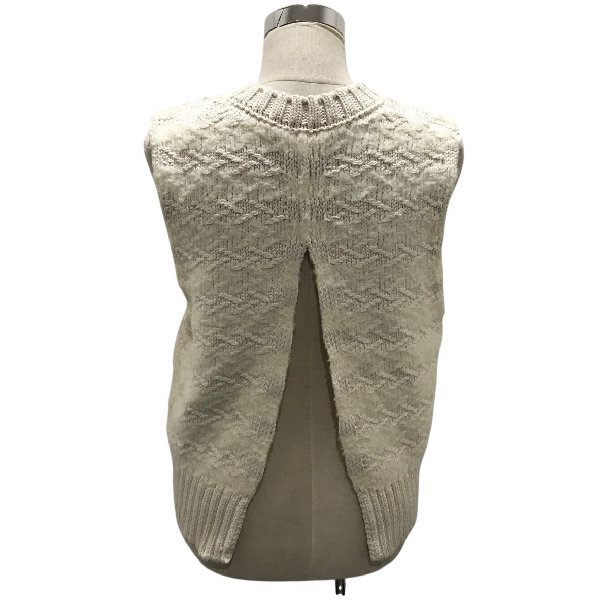 BLAMINK(ブラミンク) シルクパターンクルーネックノースリーブニット