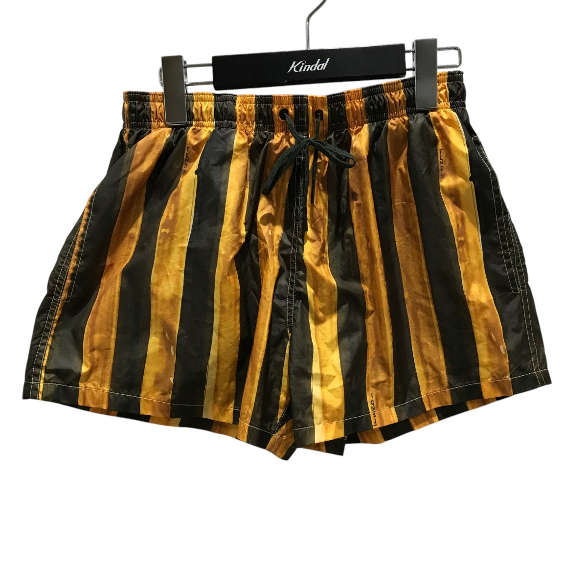 FENDI ショートパンツCA039873161 古着・中古-1枚目のアイテム画像