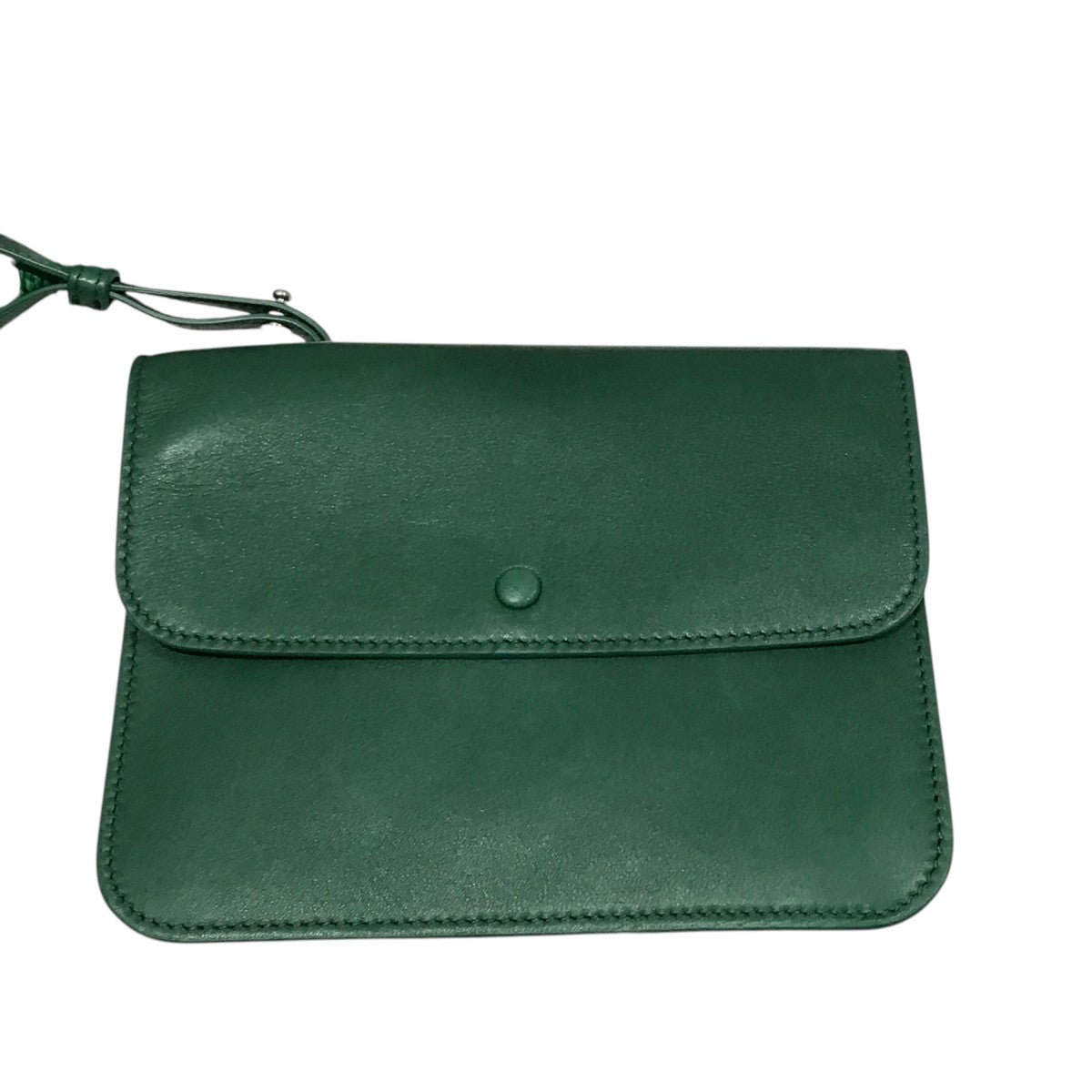 【THE ROW】 ベルヴェデーレ グリーン レザー バケットバッグ Belvedere leather bucket bag in green - The Row | Mytheresa