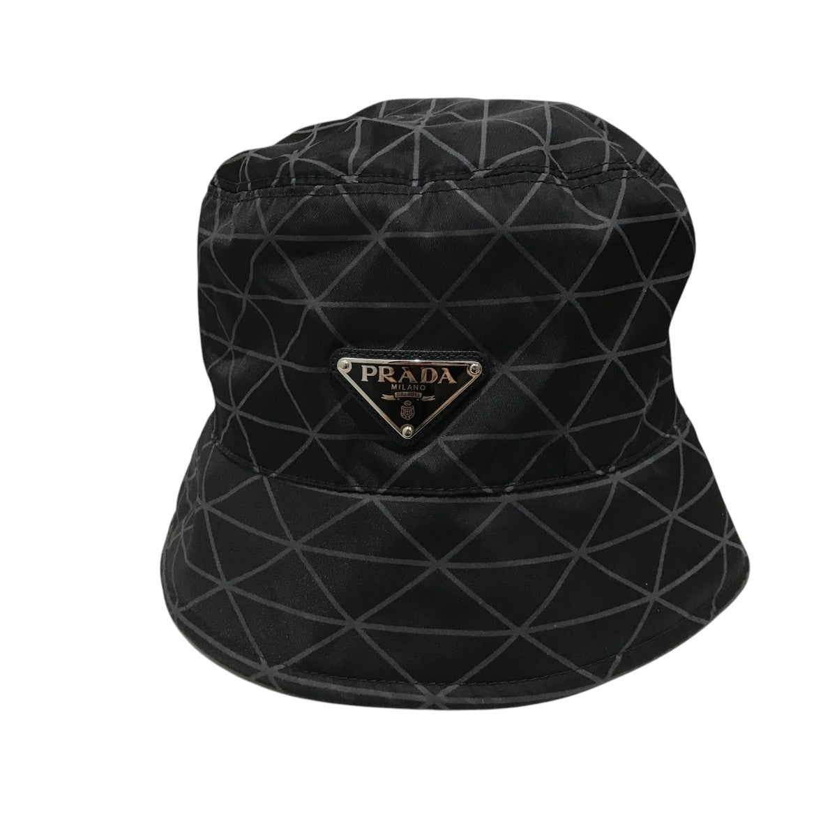 PRADA(プラダ) 三角プレートナイロンバケットハット2HC137