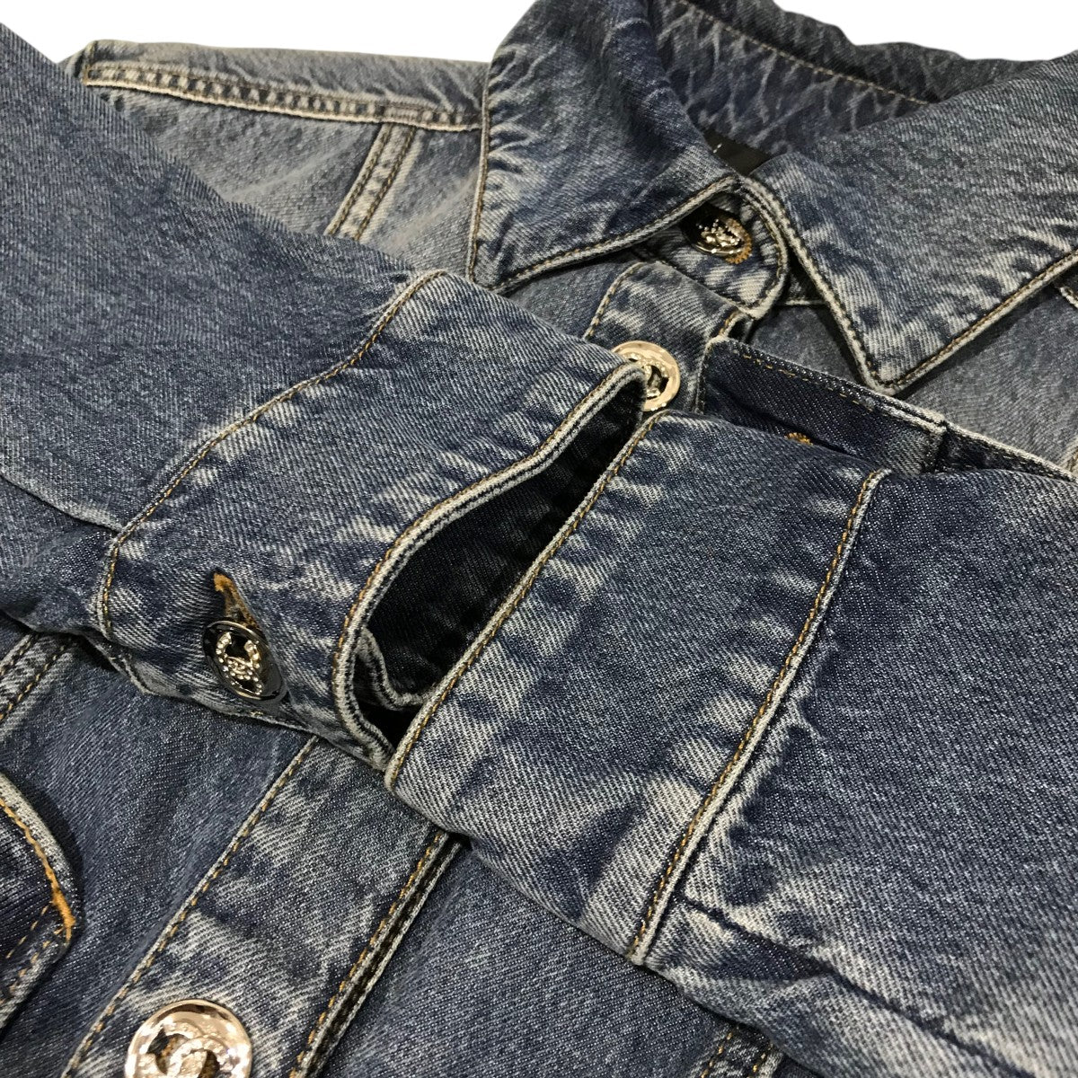 CHANEL デニムジャケットP76746V68693 古着・中古-6枚目のアイテム画像