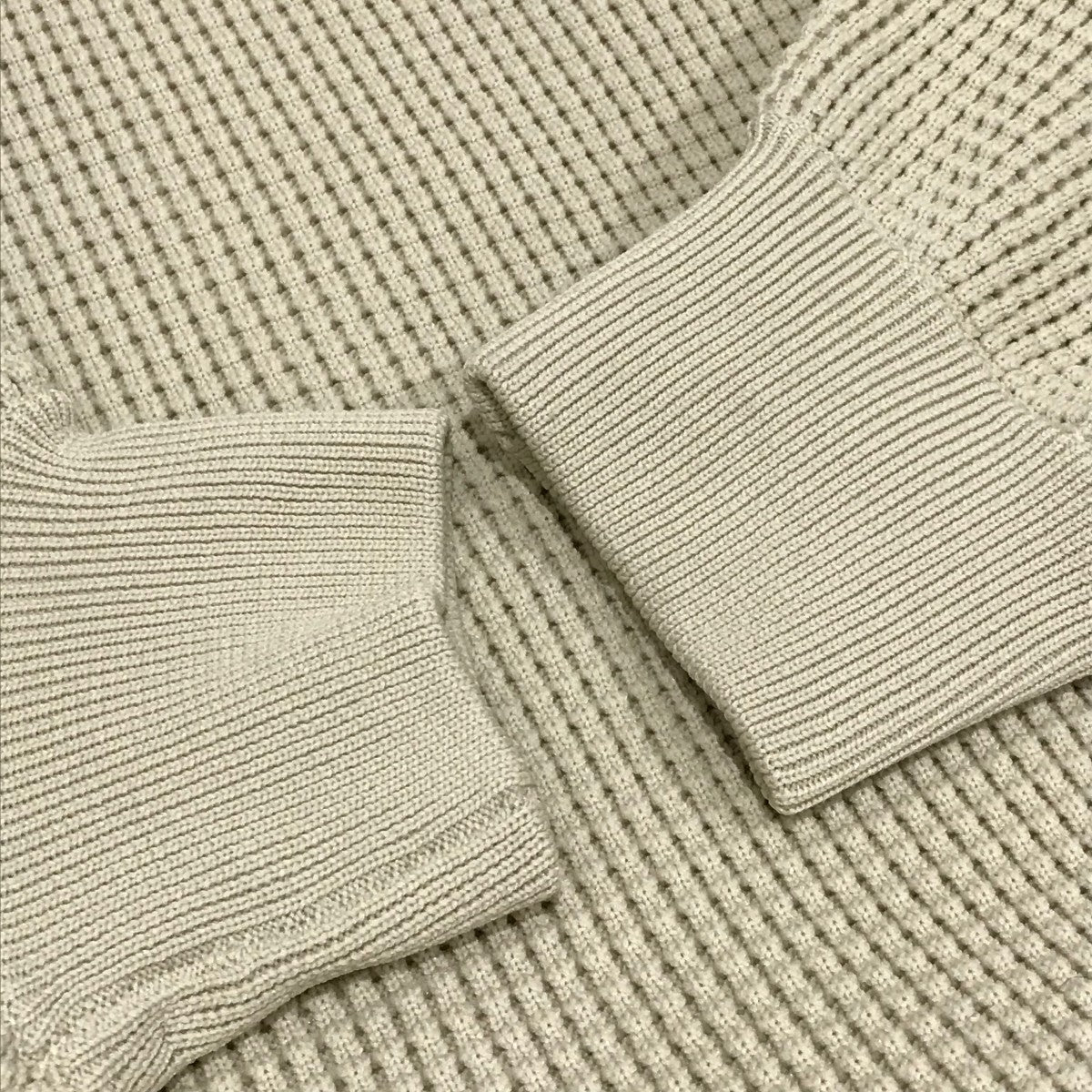 【CIRCLE SILHOUETTE KNIT TOP】サーマルカットソー01320190500